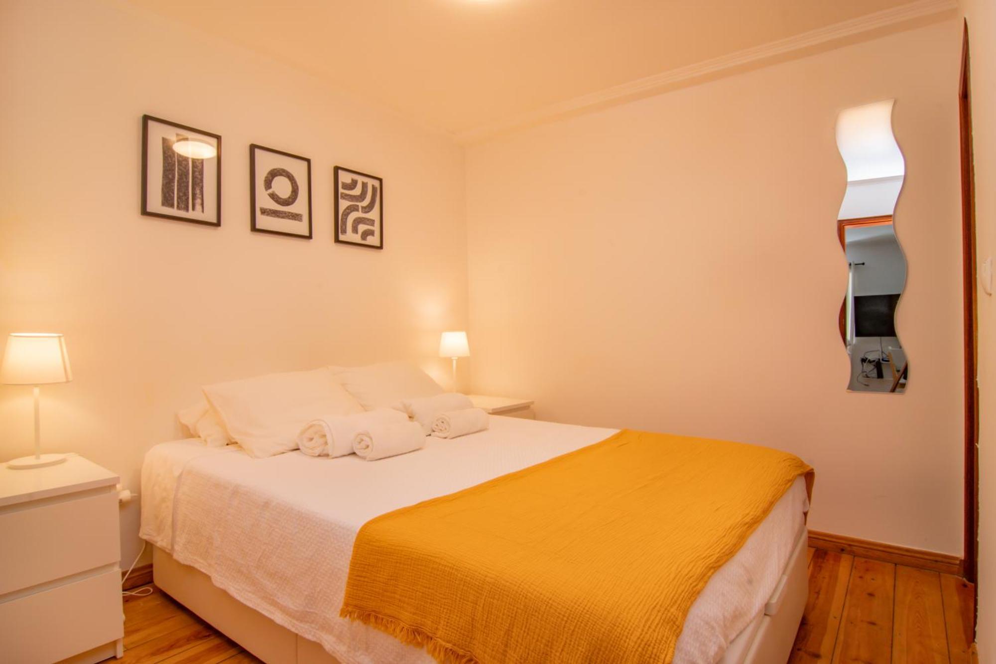 Charming & Peaceful Family Flat Apartment Lisbon Bagian luar foto