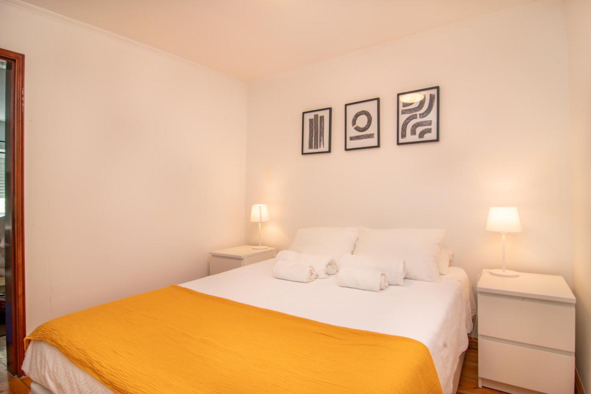 Charming & Peaceful Family Flat Apartment Lisbon Bagian luar foto