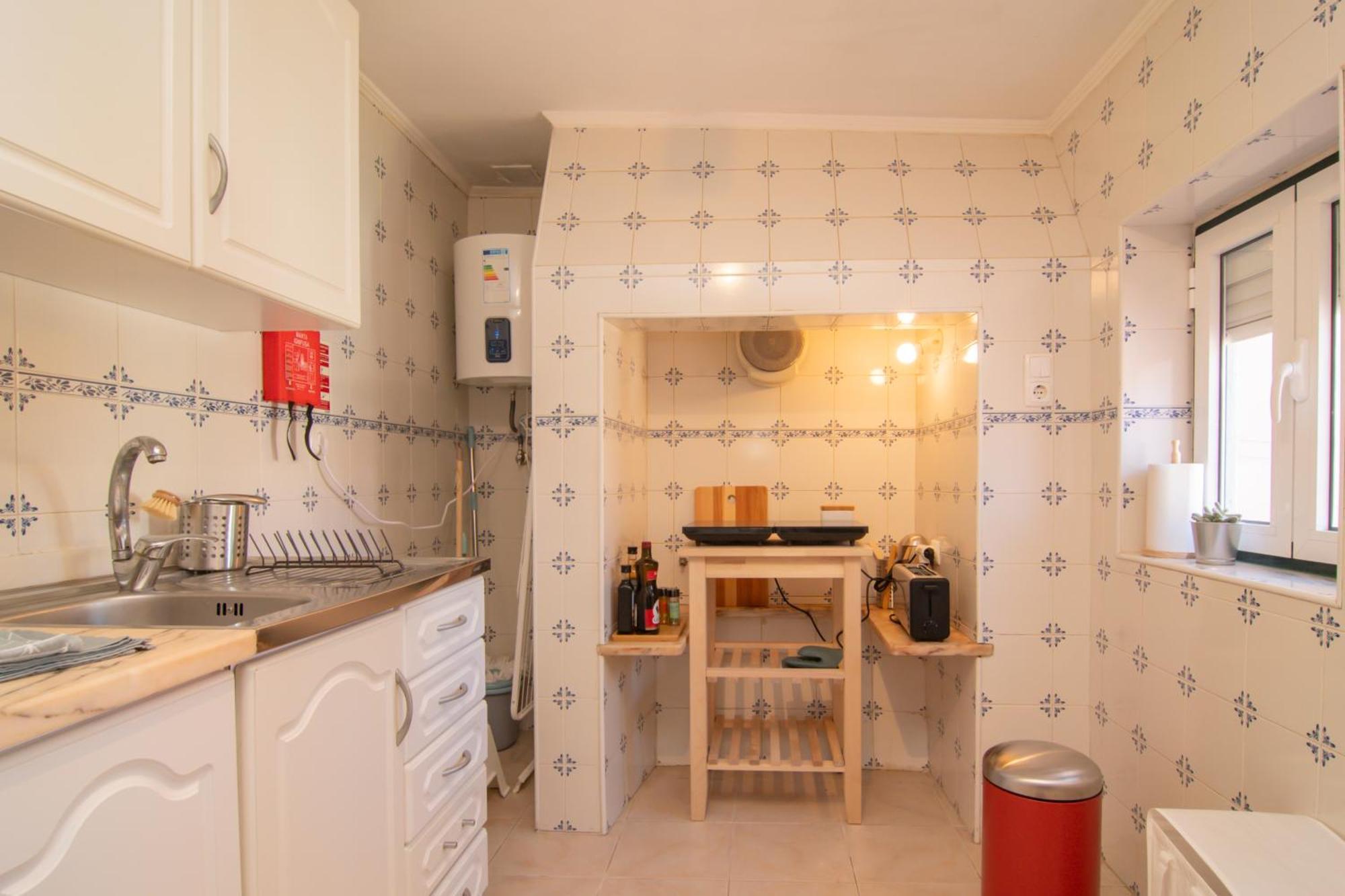 Charming & Peaceful Family Flat Apartment Lisbon Bagian luar foto