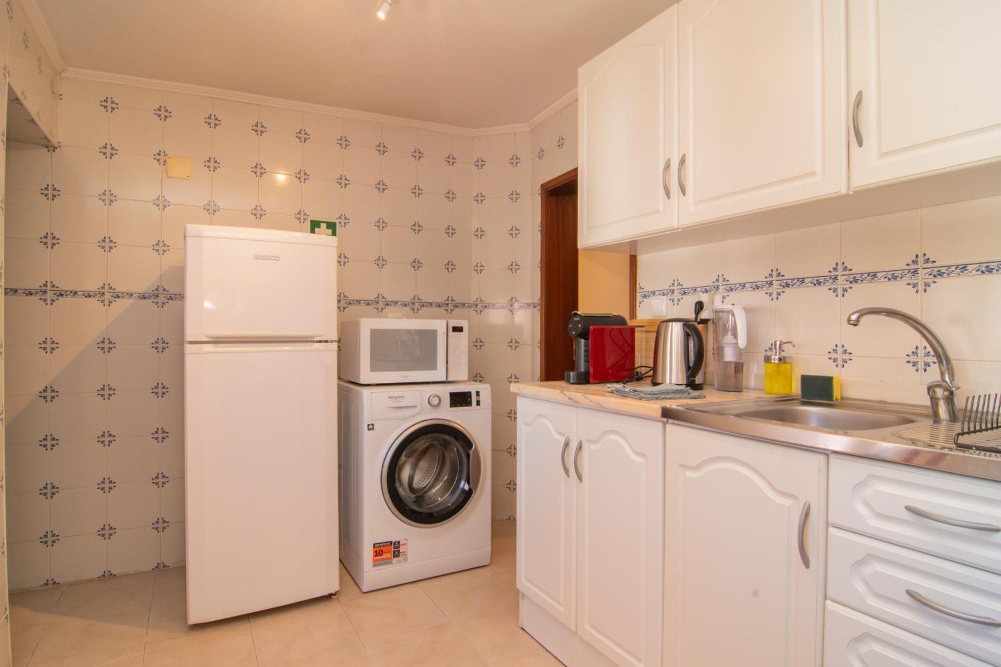 Charming & Peaceful Family Flat Apartment Lisbon Bagian luar foto